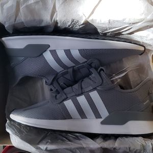 NIB Men's Adidas Originals U_Path Run Size 9